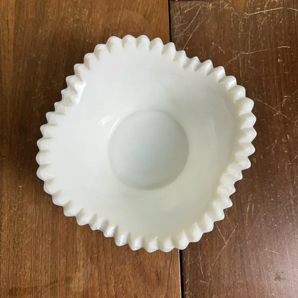 Vintage Milk Glass Sawtooth Square Hobstar‎ Starburst Catch All Candy Bowl